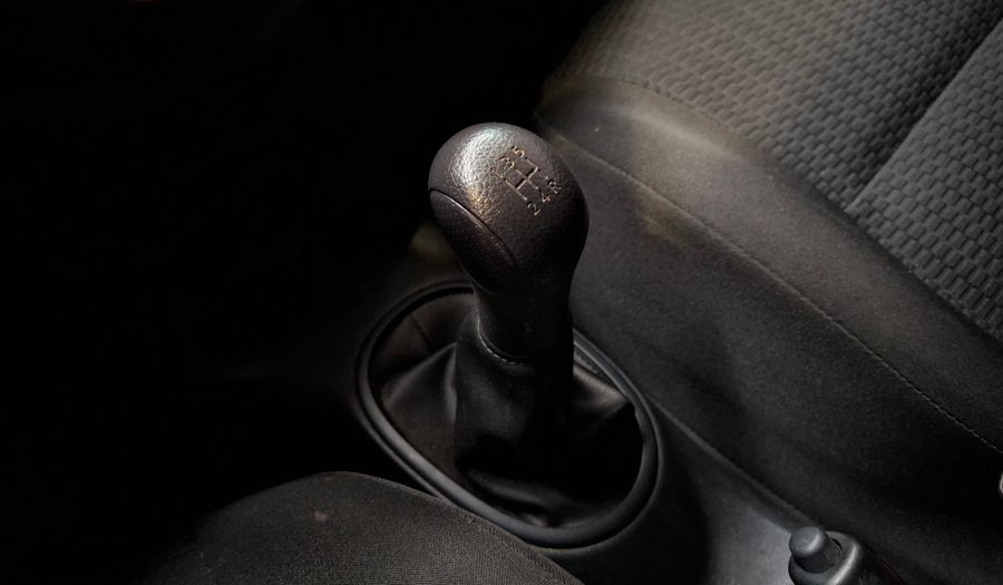 Nissan March 1.6 ACTIVE Hatchback 2016