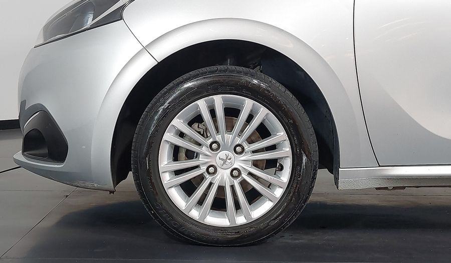 Peugeot 208 ALLURE Hatchback 2017