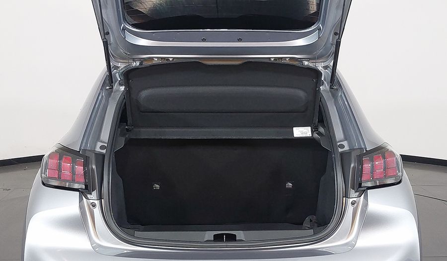 Peugeot 208 STYLE Hatchback 2023