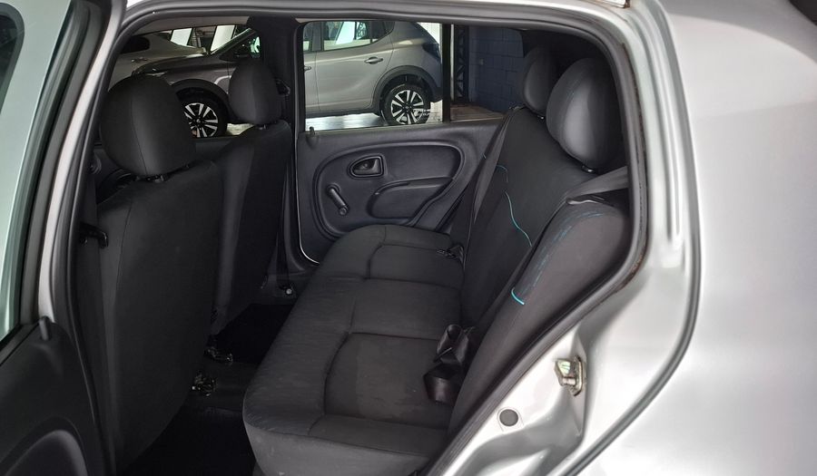 Renault Clio 1.1 CONFORT PLUS Hatchback 2014