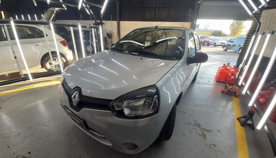 Renault • Clio