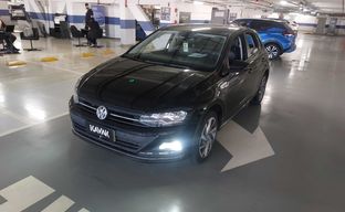 Volkswagen • Polo
