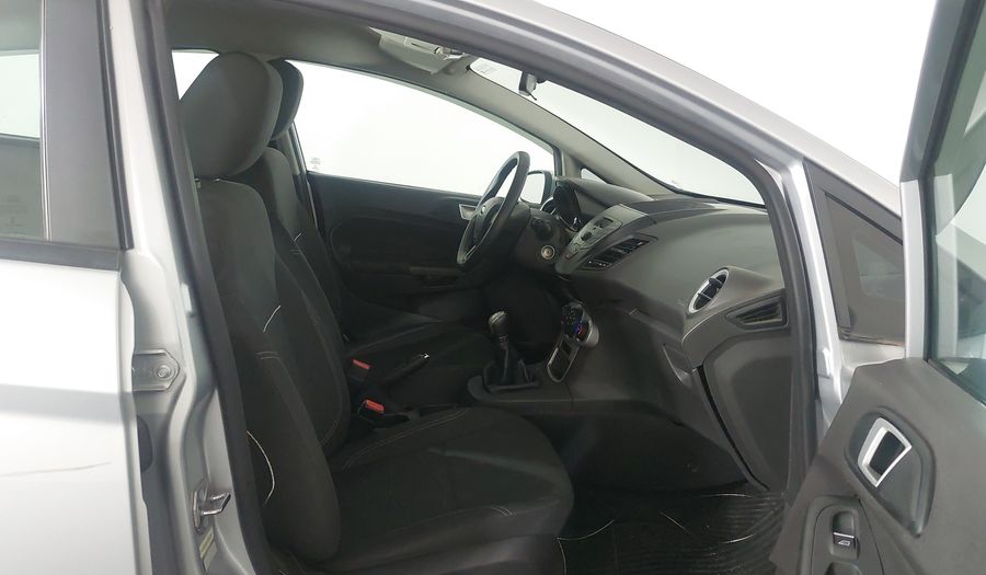 Ford Fiesta SE HATCH Hatchback 2017