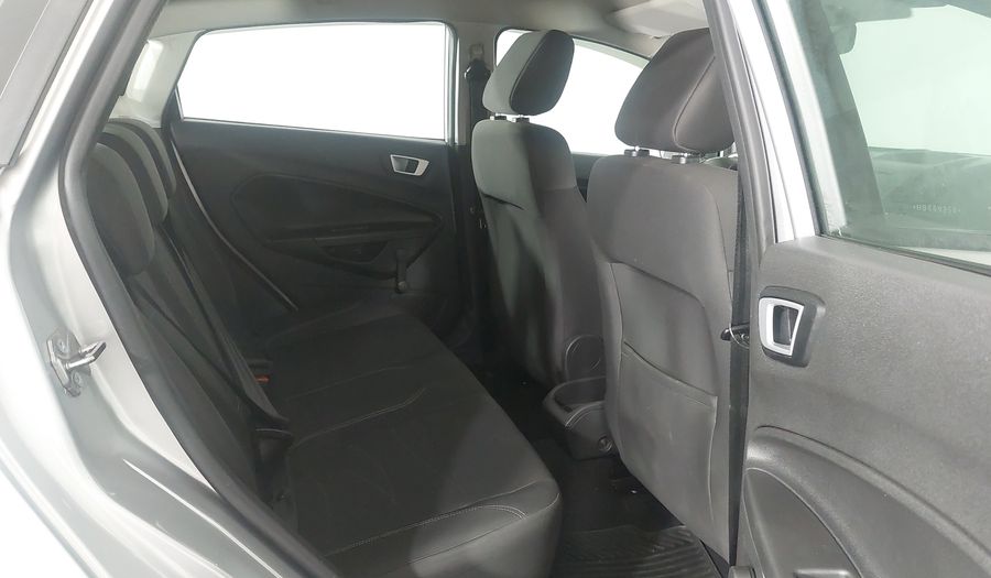 Ford Fiesta SE HATCH Hatchback 2017