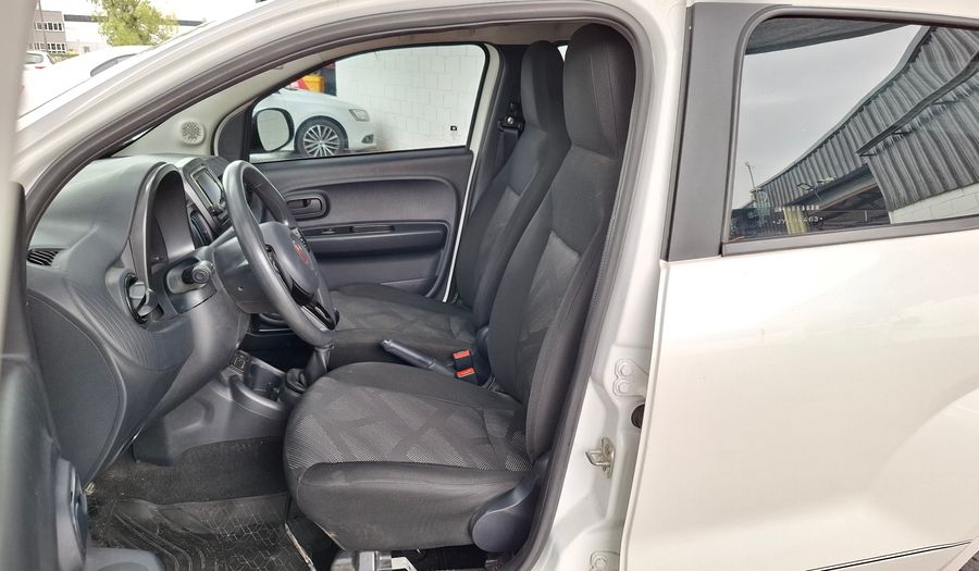 Fiat Mobi 1.0 EASY Hatchback 2017