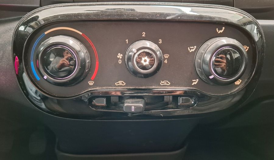 Fiat Mobi 1.0 EASY Hatchback 2017