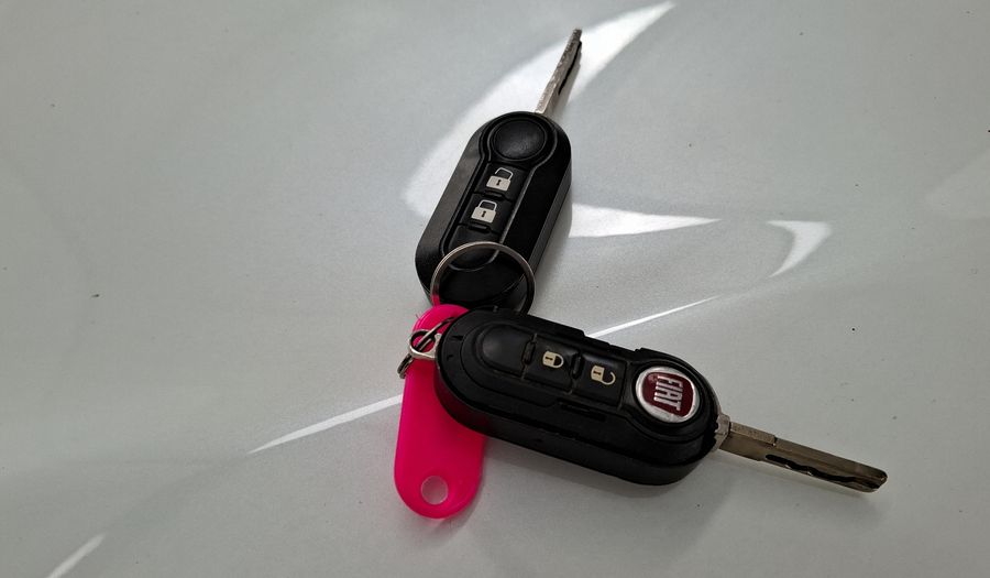 Fiat Mobi 1.0 EASY Hatchback 2017