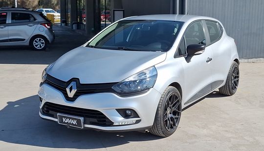 Renault • Clio