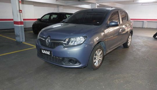 Renault • Sandero