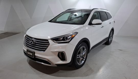 Hyundai • Santa Fe