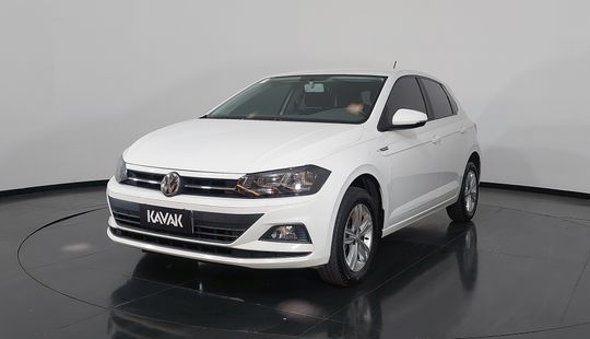Volkswagen • Polo