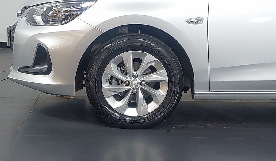 Chevrolet Onix TURBO  LT Hatchback 2020