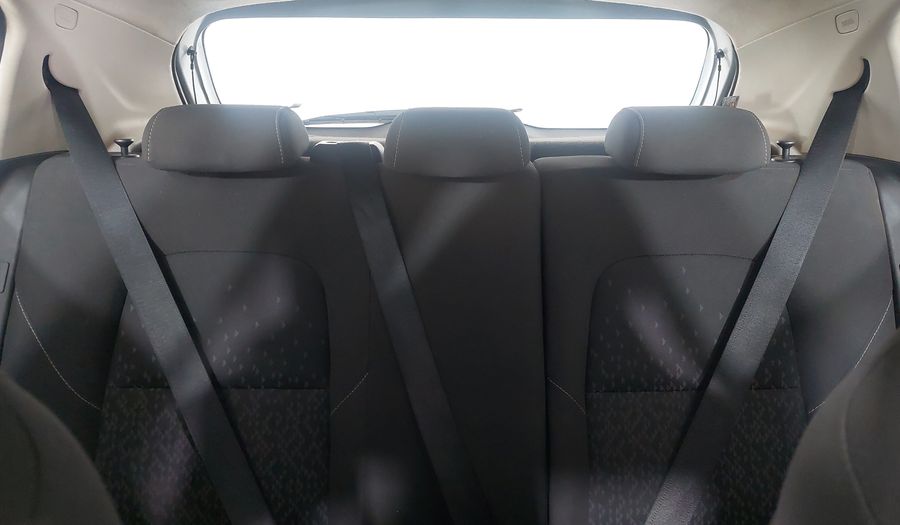 Chevrolet Onix TURBO  LT Hatchback 2020