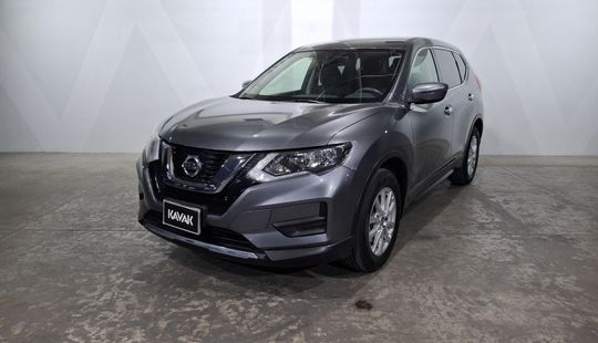 Nissan • X-Trail