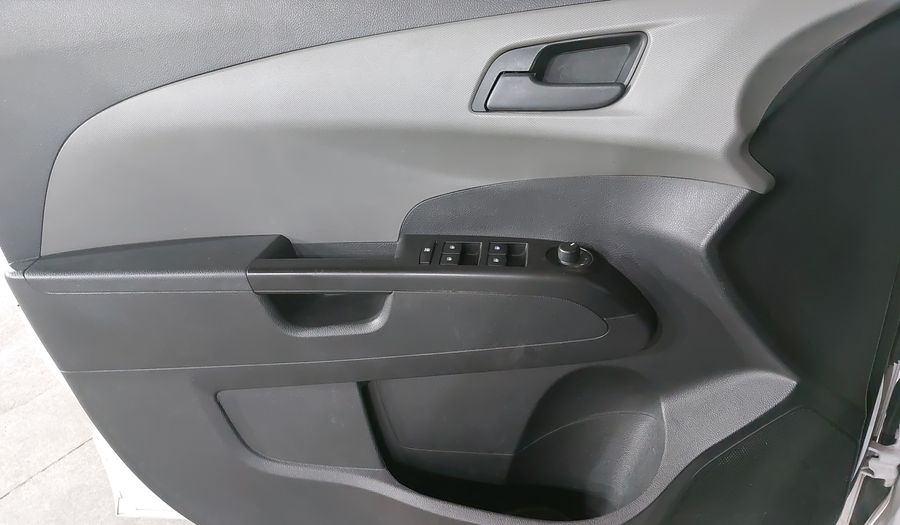 Chevrolet Sonic 1.6 MT D LT Sedan 2016