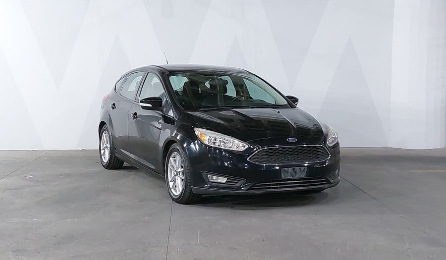 Ford Focus 2.0 SE MT Hatchback 2016