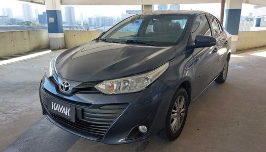 Toyota • Yaris