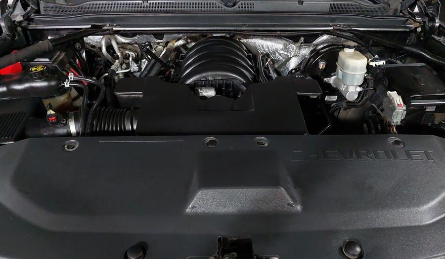 Chevrolet Suburban 5.3 B LT AT Suv 2016
