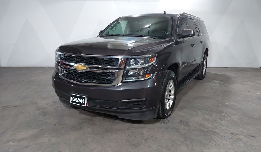 Chevrolet Suburban 5.3 B LT AT Suv 2016