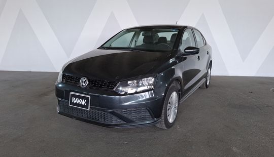 Volkswagen • Vento