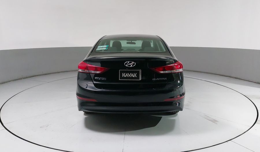 Hyundai Elantra 2.0 GLS MT Sedan 2017
