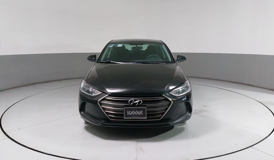 Hyundai Elantra 2.0 GLS MT Sedan 2017