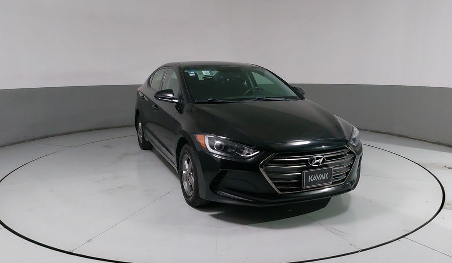 Hyundai Elantra 2.0 GLS MT Sedan 2017