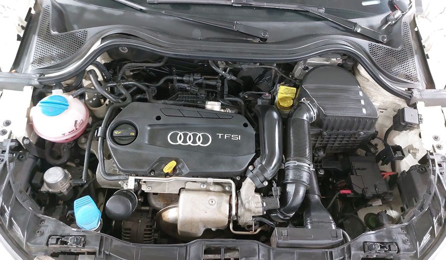 Audi A1 1.4 TFSI COOL S TRONIC Hatchback 2015