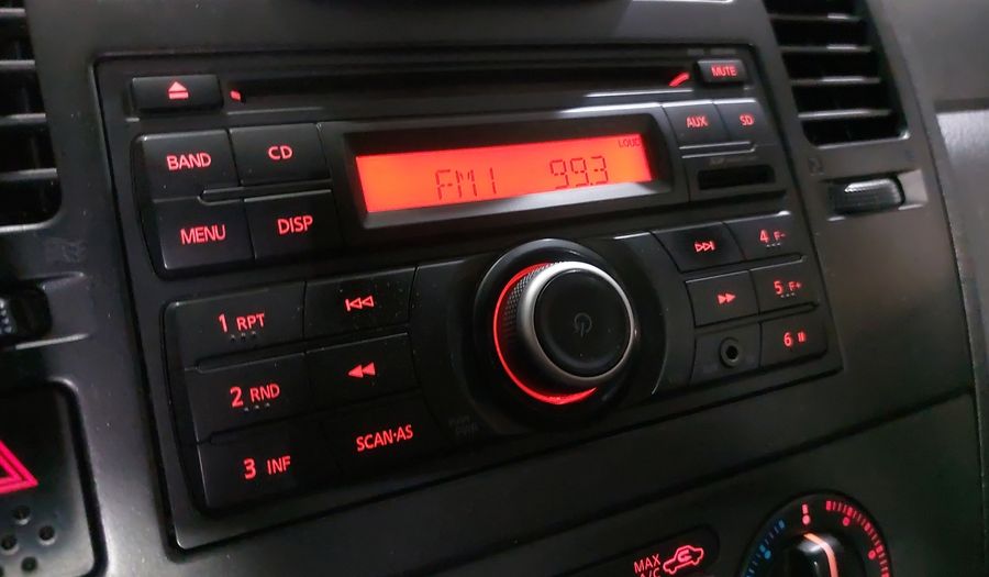 Nissan Tiida 1.8 SENSE MT Sedan 2015