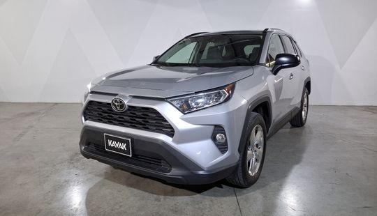 Toyota • RAV4