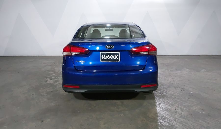 Kia Forte 2.0 LX MT Sedan 2017