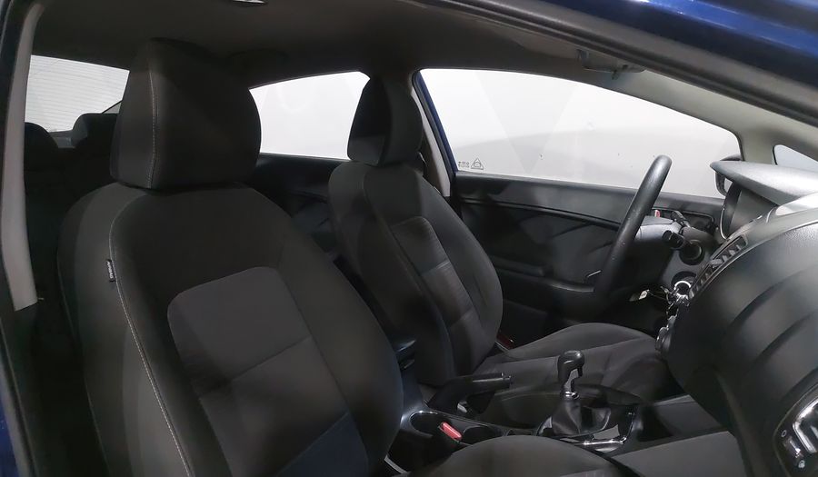 Kia Forte 2.0 LX MT Sedan 2017
