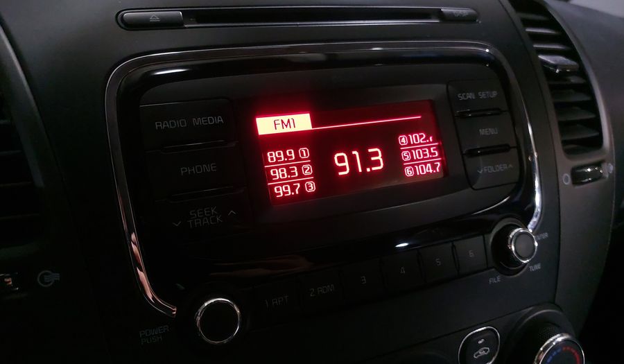 Kia Forte 2.0 LX MT Sedan 2017