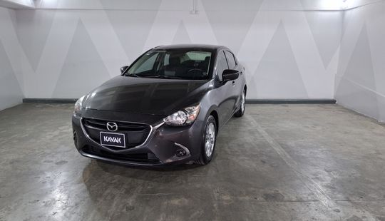Mazda • Mazda 2