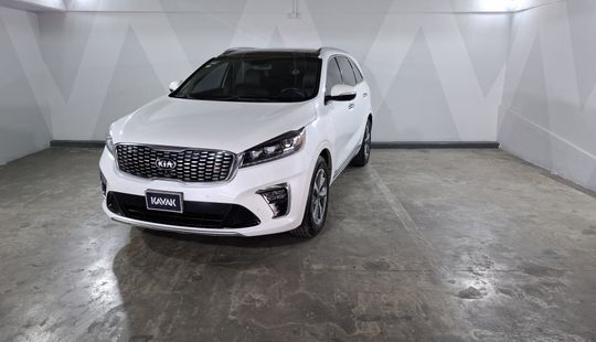 Kia • Sorento