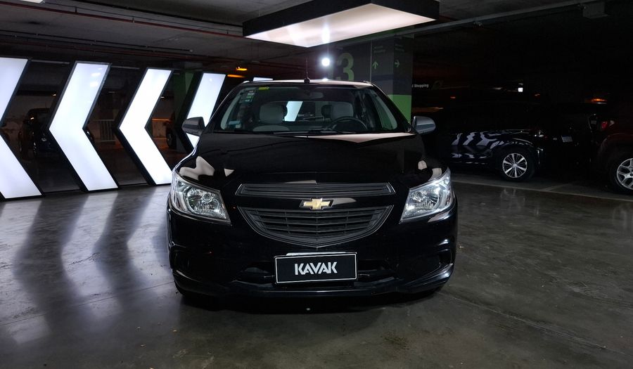 Chevrolet Onix 1.4 LT Hatchback 2014