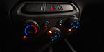 Chevrolet Onix 1.4 LT Hatchback 2014
