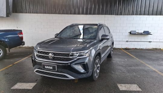 Volkswagen • Taos