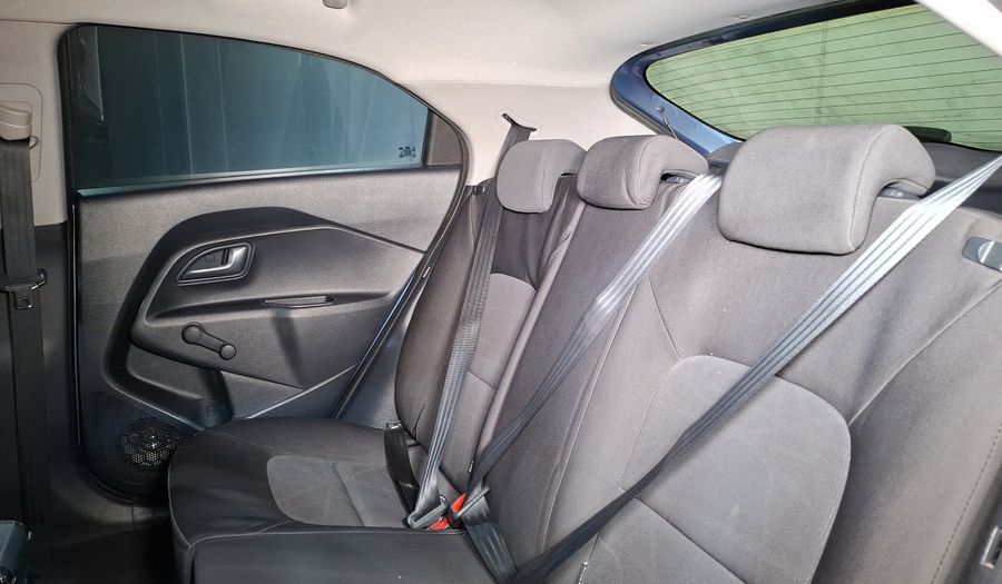 Kia Rio 1.6 LX MT Hatchback 2016