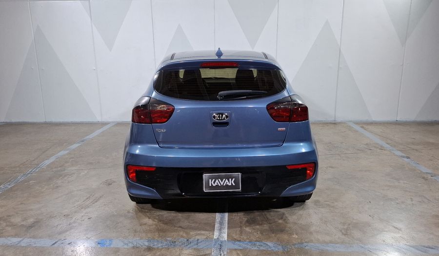 Kia Rio 1.6 LX MT Hatchback 2016