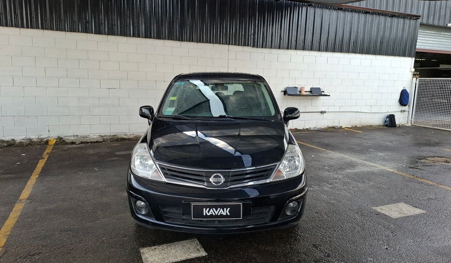Nissan Tiida 1.8 TEKNA Hatchback 2011