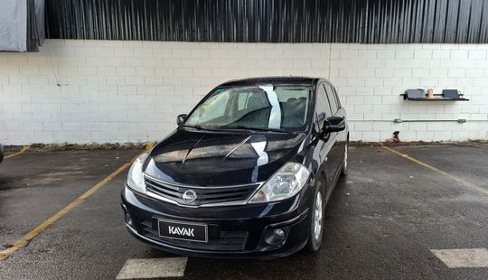 Nissan • Tiida