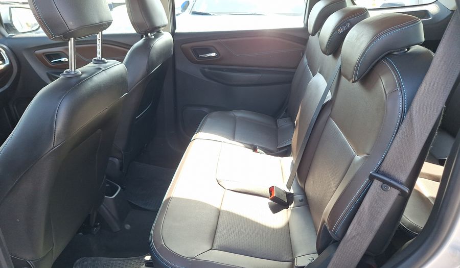 Chevrolet Spin 1.8 PREMIER Minivan 2022