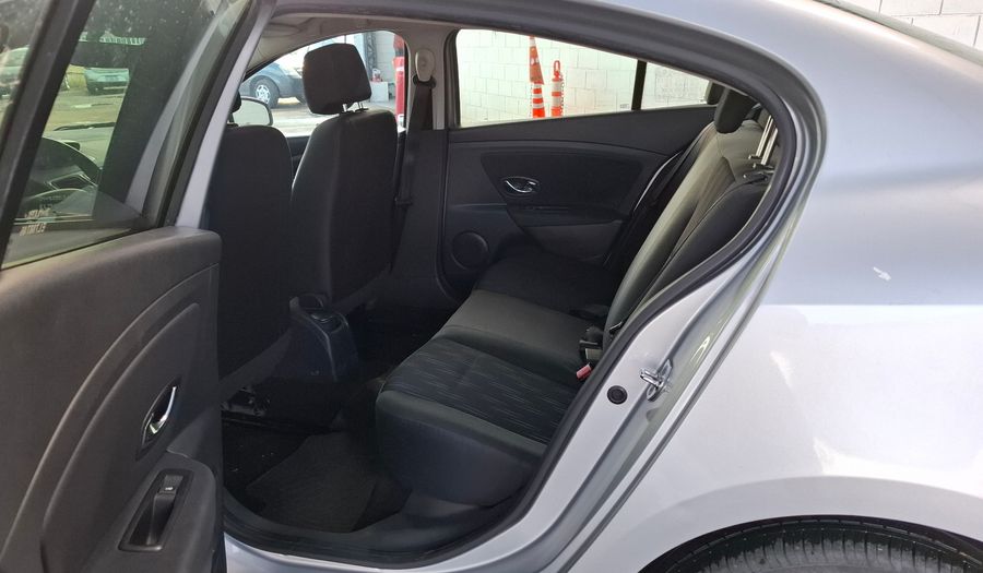 Renault Fluence 1.6 CONFORT Sedan 2013
