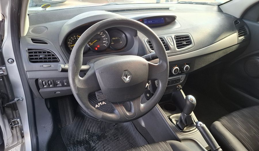 Renault Fluence 1.6 CONFORT Sedan 2013