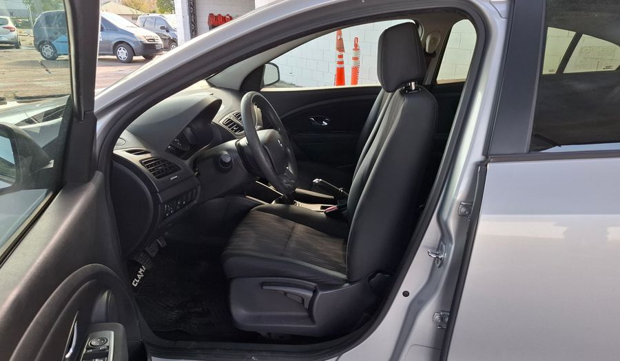 Renault Fluence 1.6 CONFORT Sedan 2013
