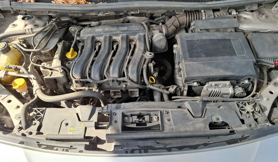 Renault Fluence 1.6 CONFORT Sedan 2013
