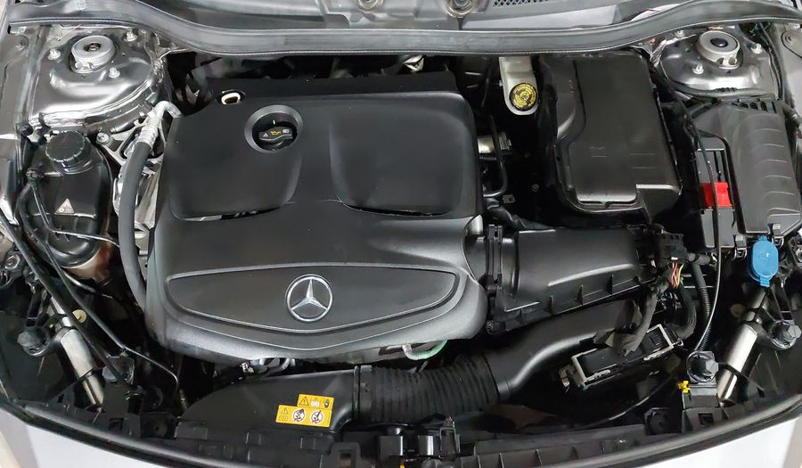 Mercedes Benz Clase A 1.6 200 Hatchback 2017