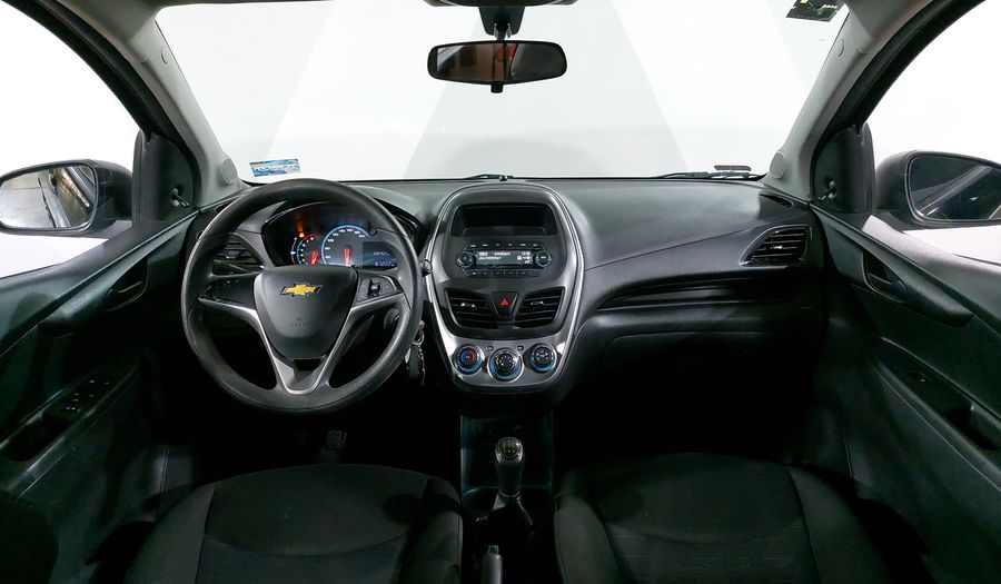 Chevrolet Spark 1.4 LT B MT Hatchback 2017