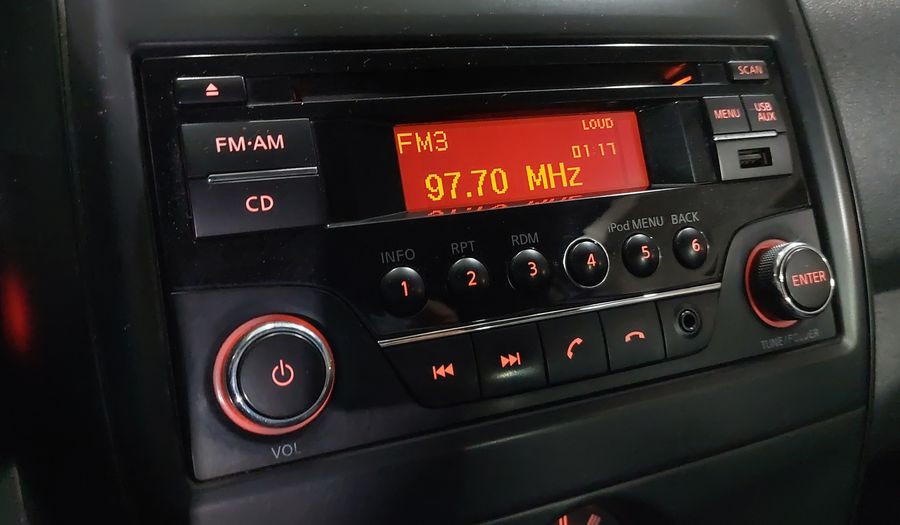 Nissan Versa 1.6 SENSE Sedan 2017